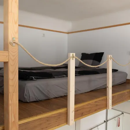 Apartment Gemuetliches Mit Hochbett Im Herzen Von *